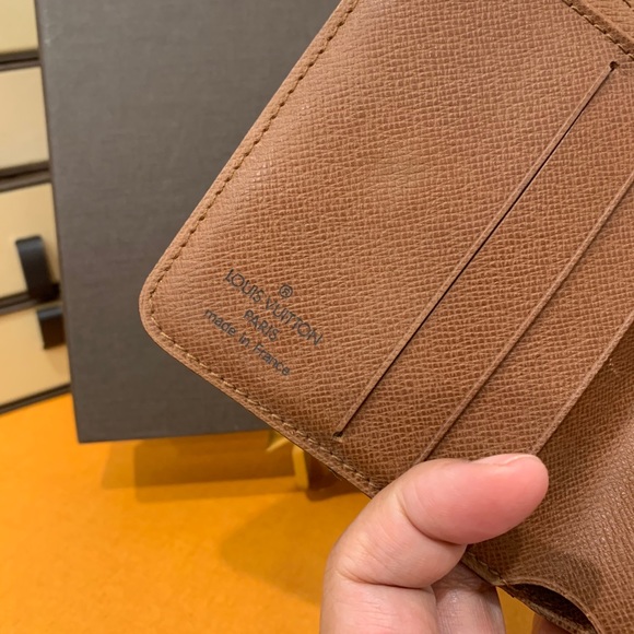 Louis Vuitton Monogram Compact Zip Bifold Wallet - Picture 9 of 16